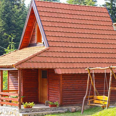 Dağ evi Drveni Kutak *