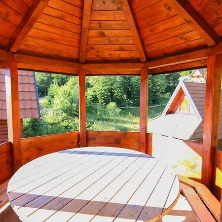 Dağ evi Drveni Kutak Sekulic