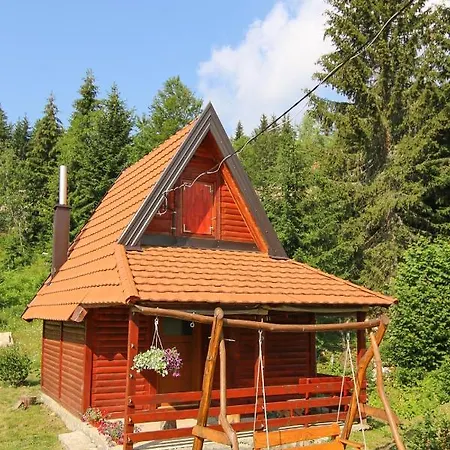 Dağ evi Drveni Kutak