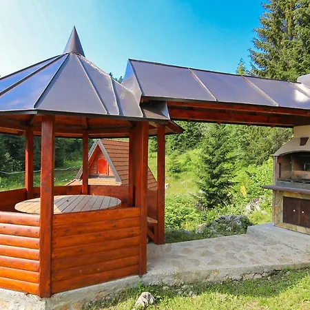 Drveni Kutak Chalet