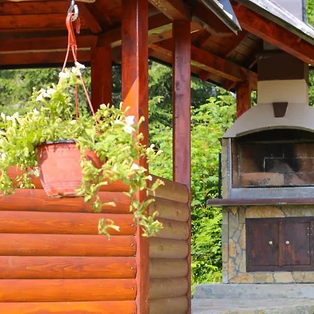 샬레 Drveni Kutak Sekulic